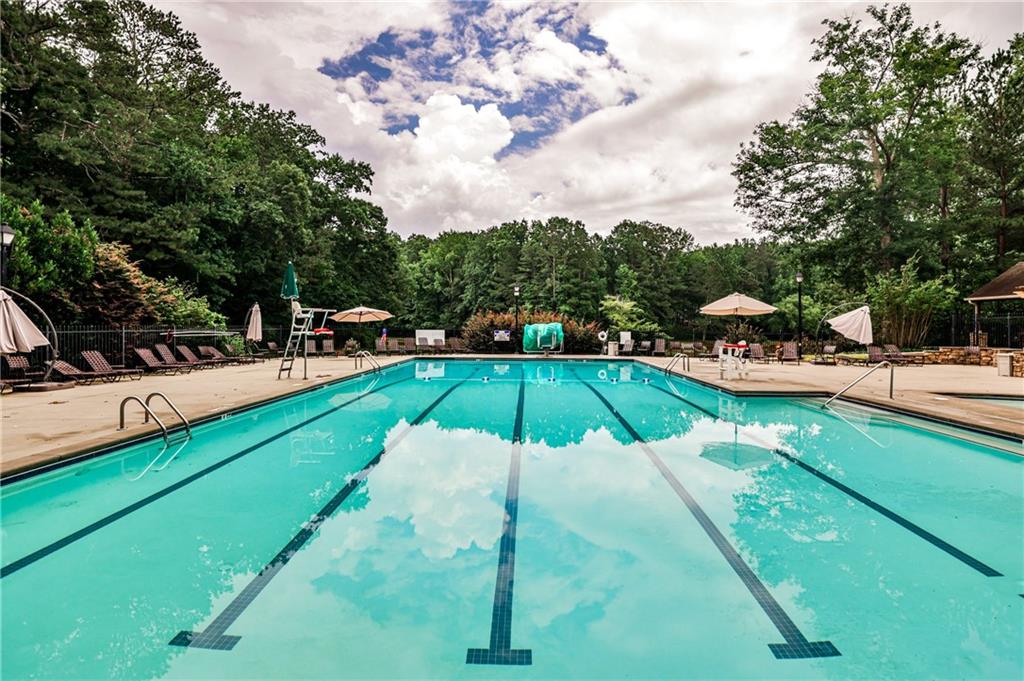 2528 Chimney Springs Drive