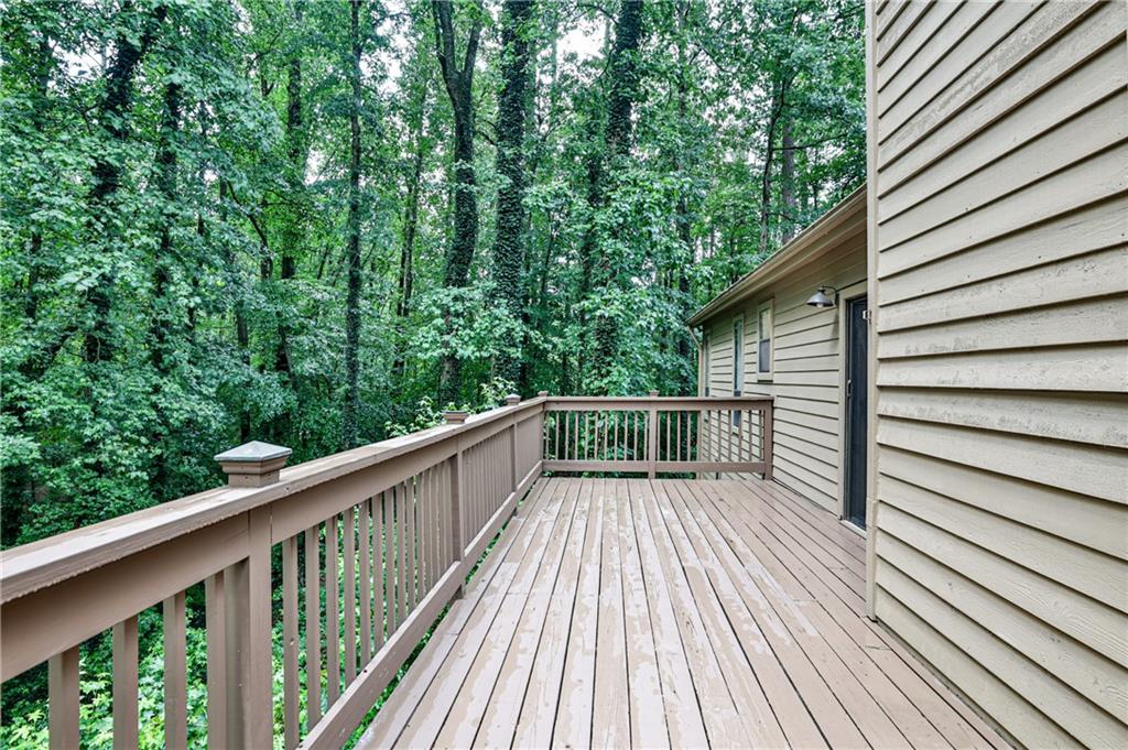2528 Chimney Springs Drive