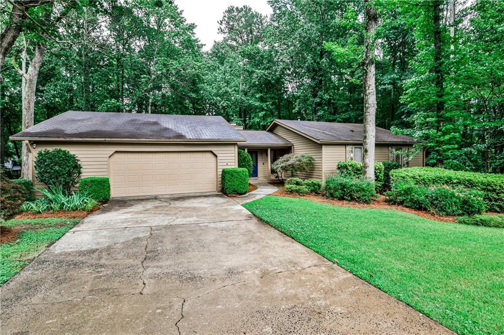 2528 Chimney Springs Drive