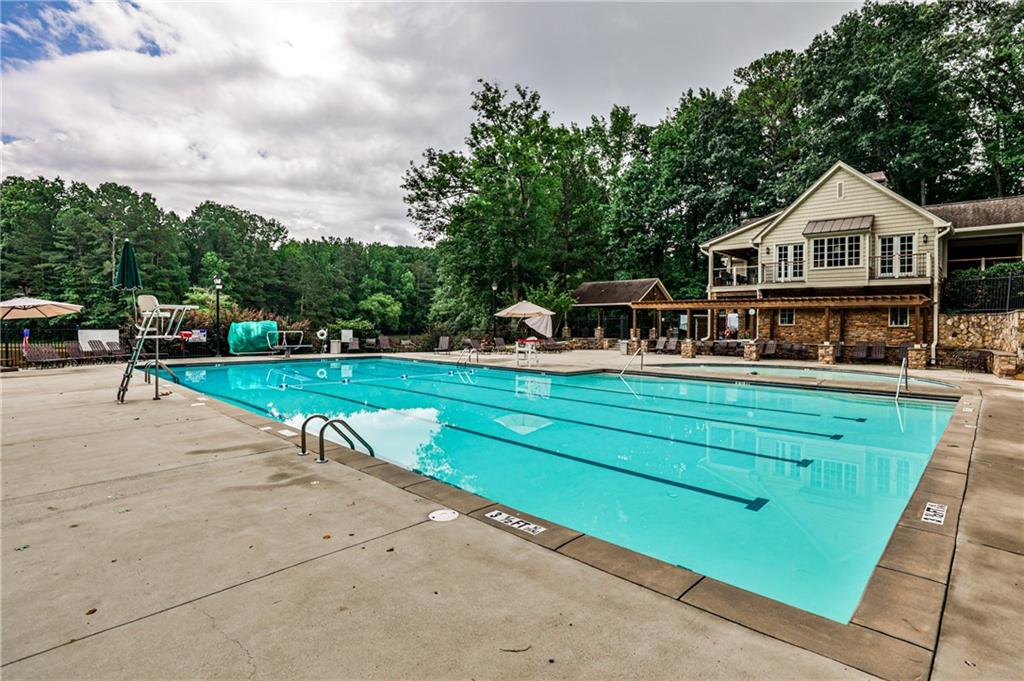 2528 Chimney Springs Drive