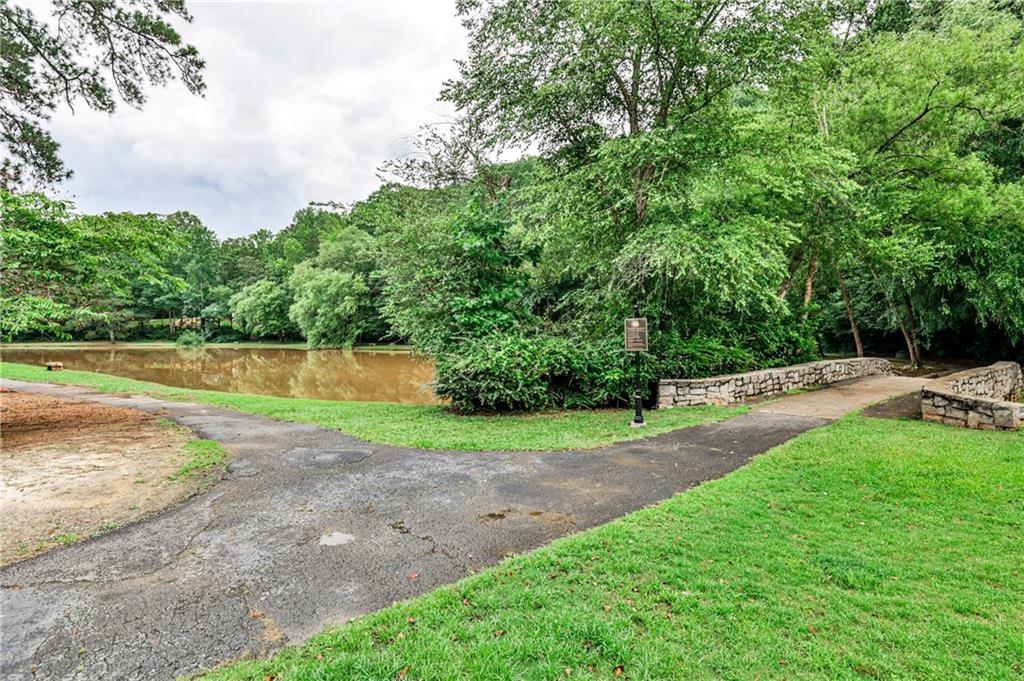 2528 Chimney Springs Drive