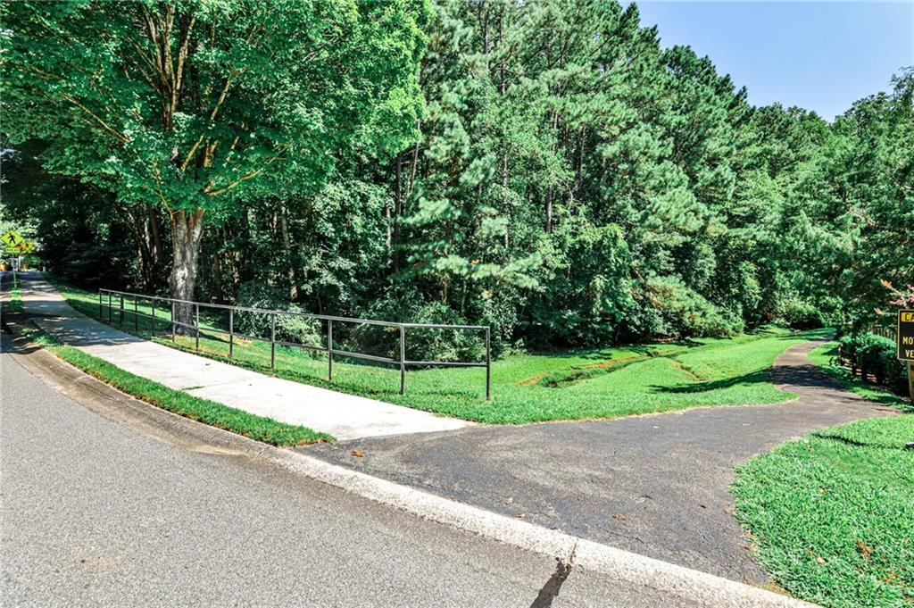2528 Chimney Springs Drive