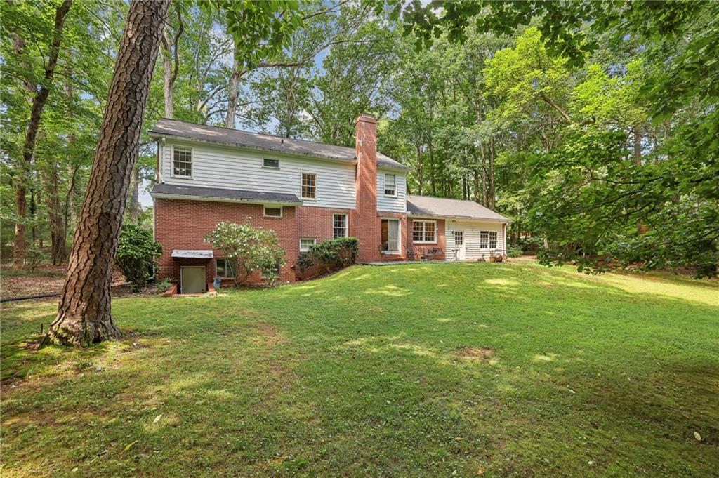 980 Hightower Trail