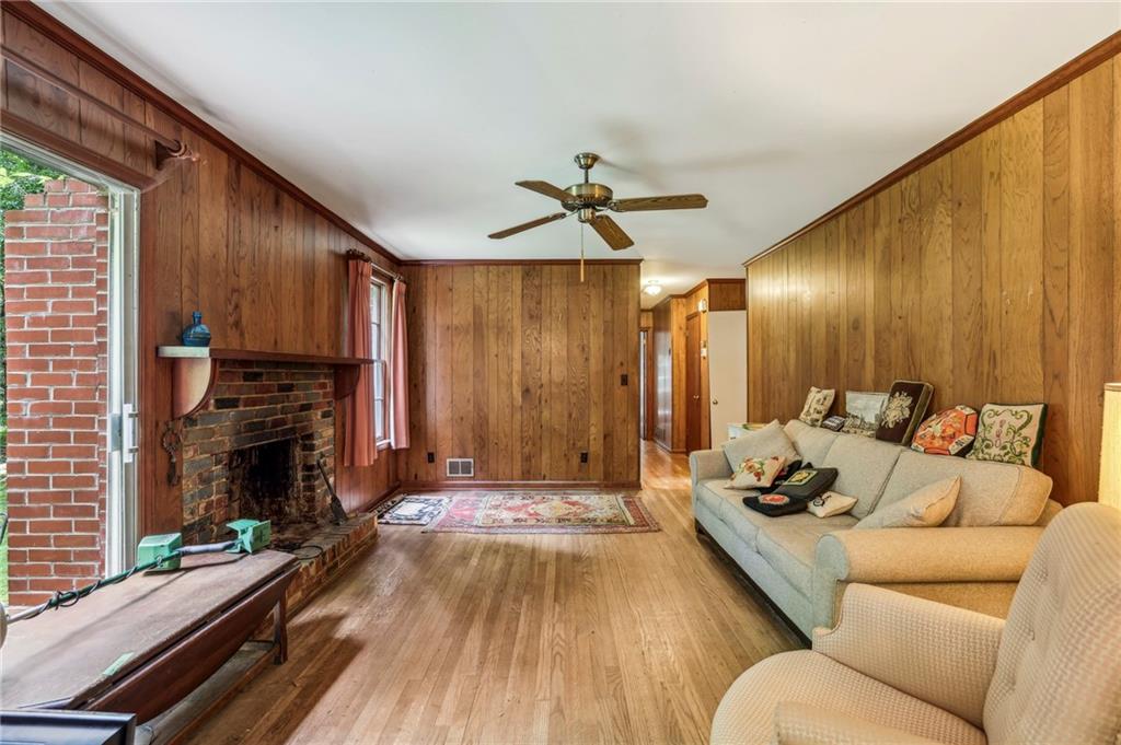 980 Hightower Trail