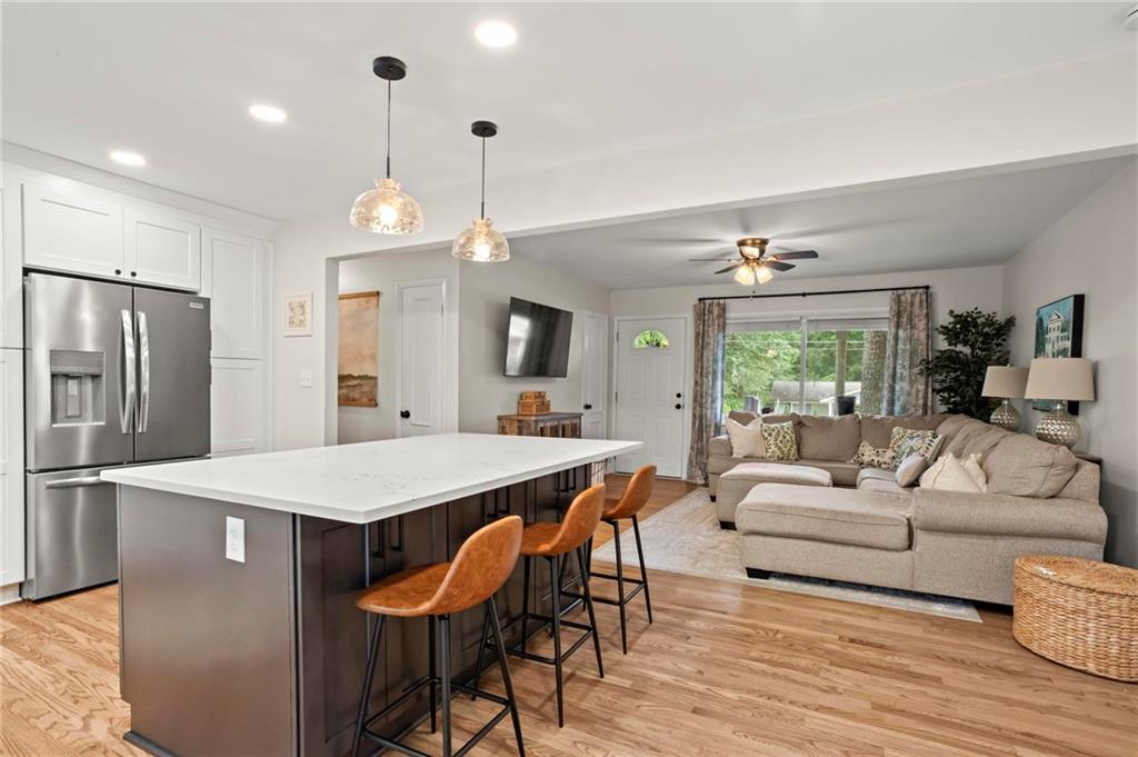 2703 Carolyn Drive SE
