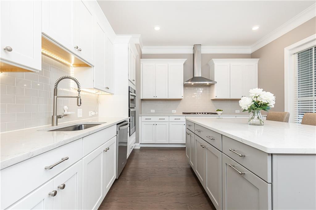 3900 Danube Lane