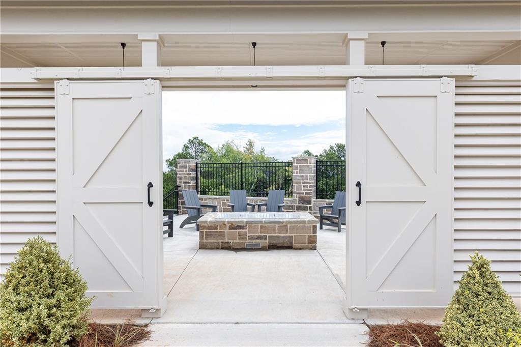3900 Danube Lane
