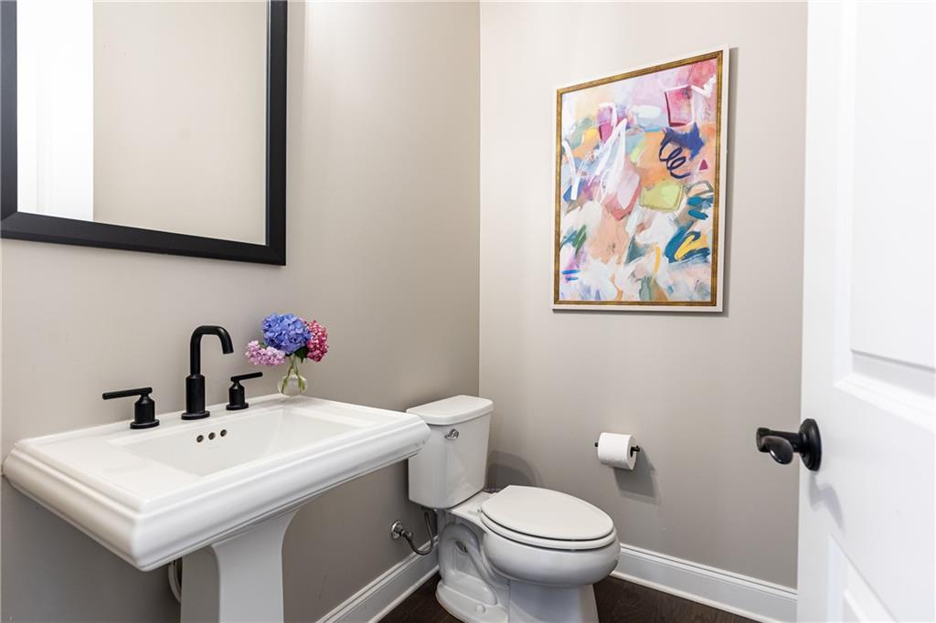 3900 Danube Lane
