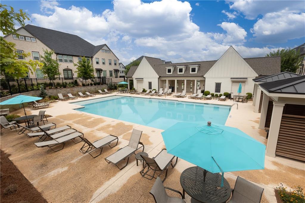 3900 Danube Lane