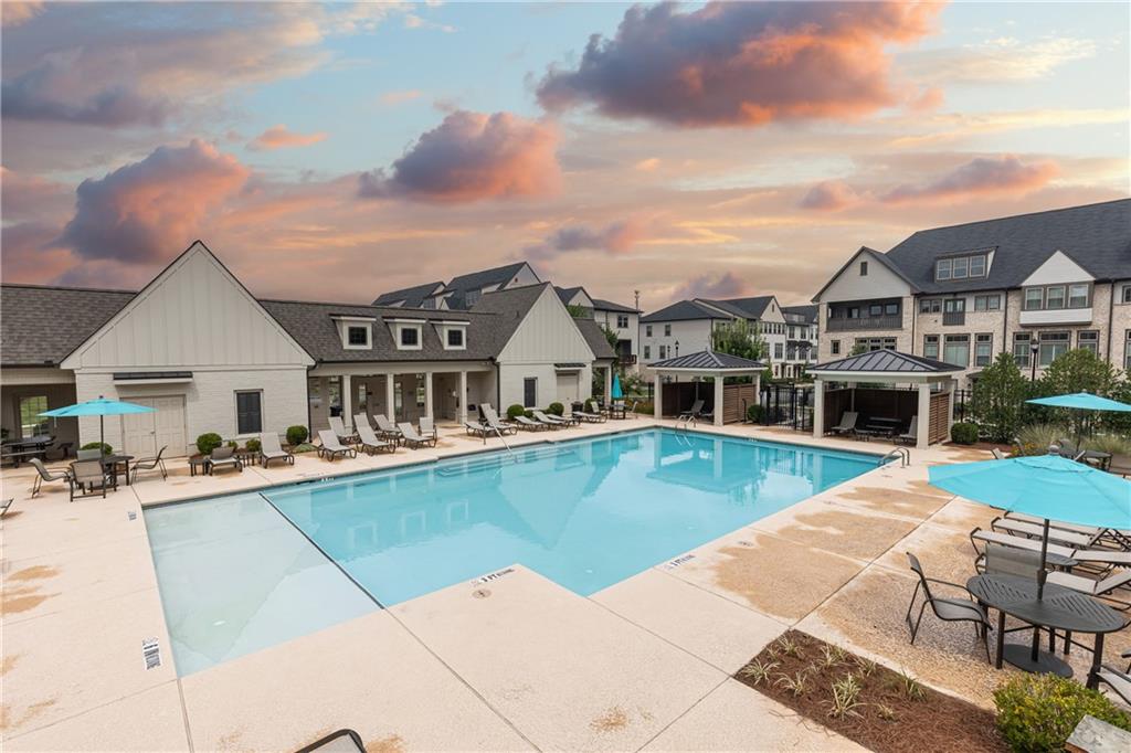 3900 Danube Lane