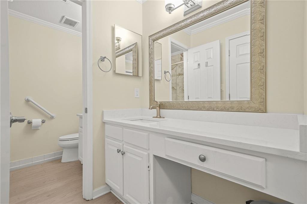 27404 Plantation Drive NE