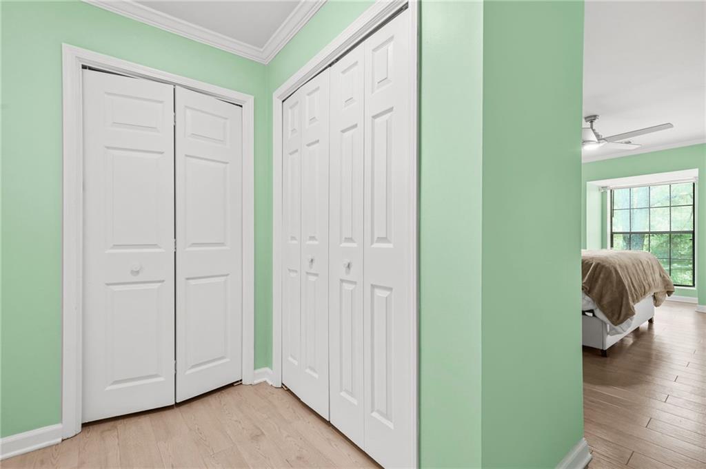 27404 Plantation Drive NE