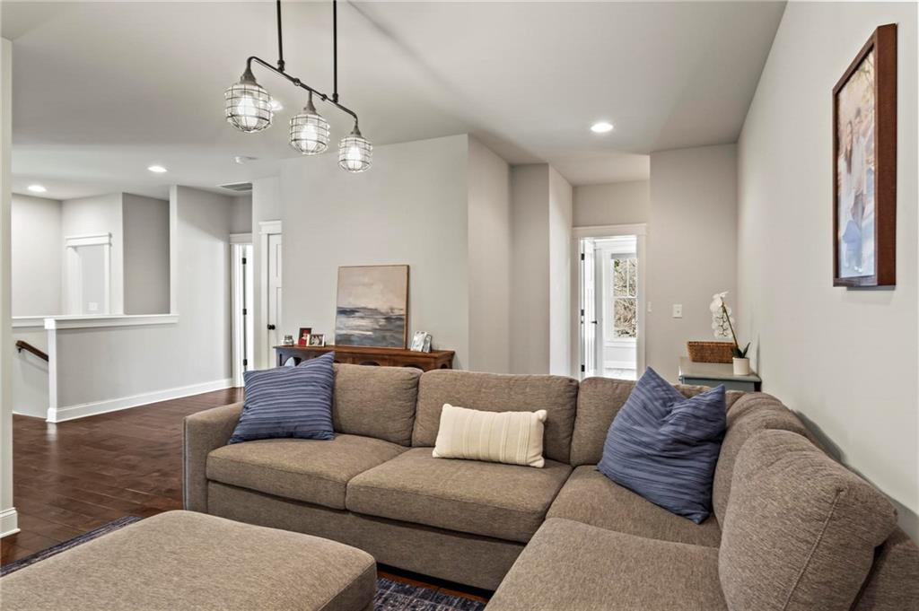1565 Parkside Drive