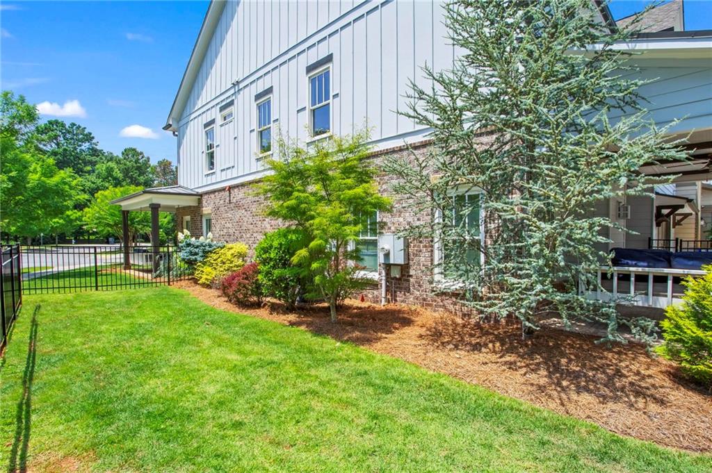 1565 Parkside Drive