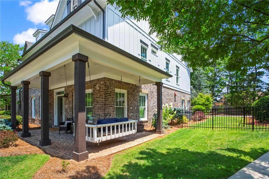 1565 Parkside Drive