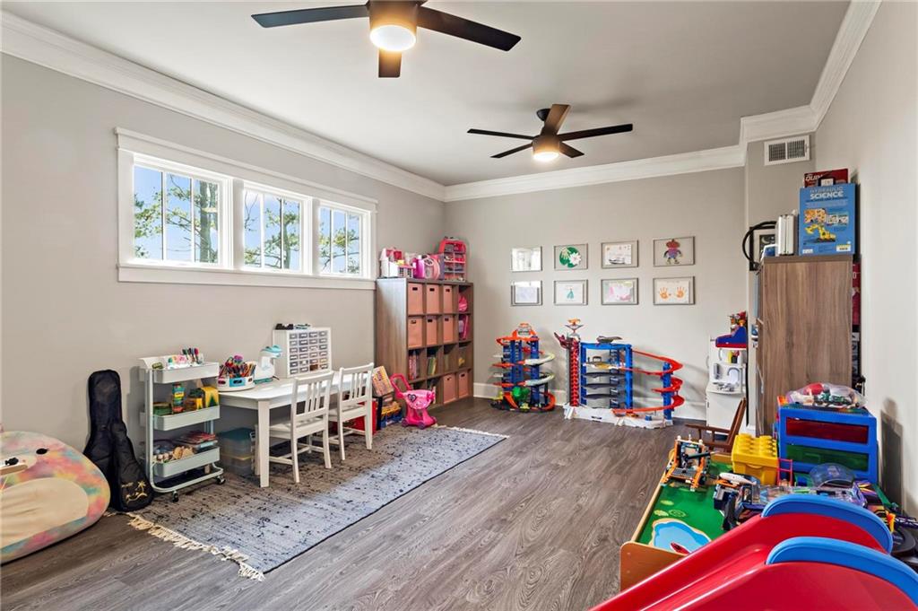 1565 Parkside Drive