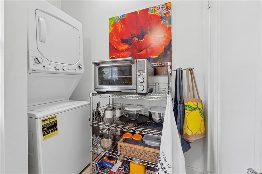 1026 Saint Charles Avenue NE Unit 8