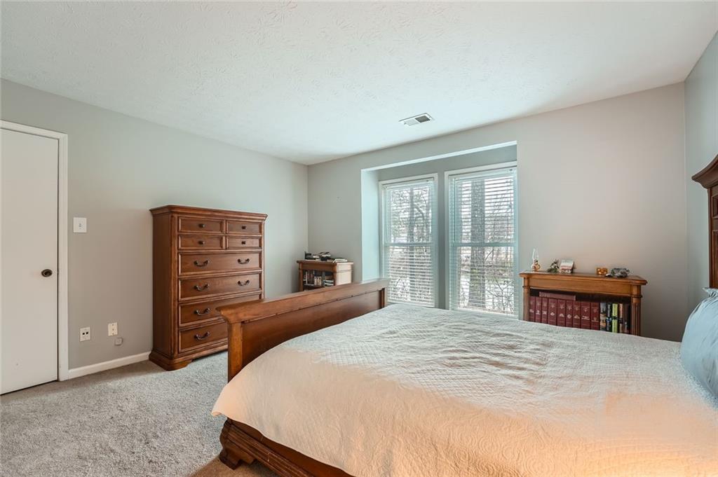 1204 Lake Pointe Circle