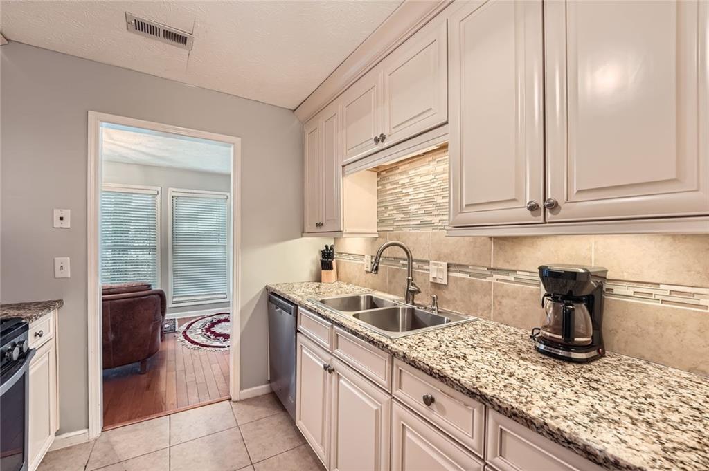 1204 Lake Pointe Circle