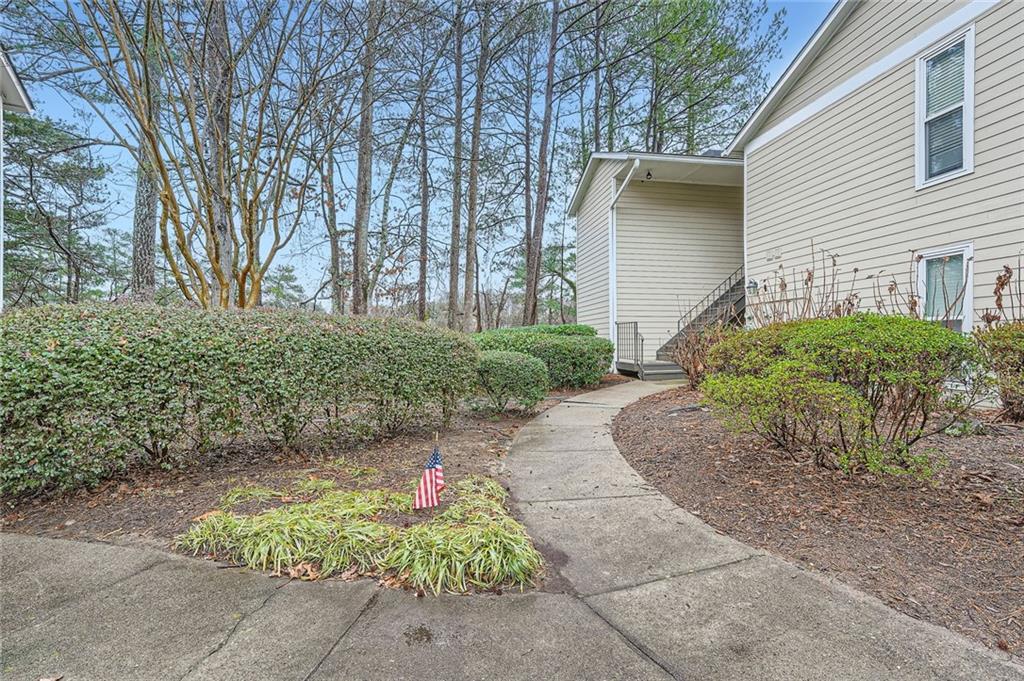 1204 Lake Pointe Circle