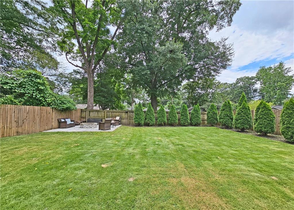 834 Frances Drive SE