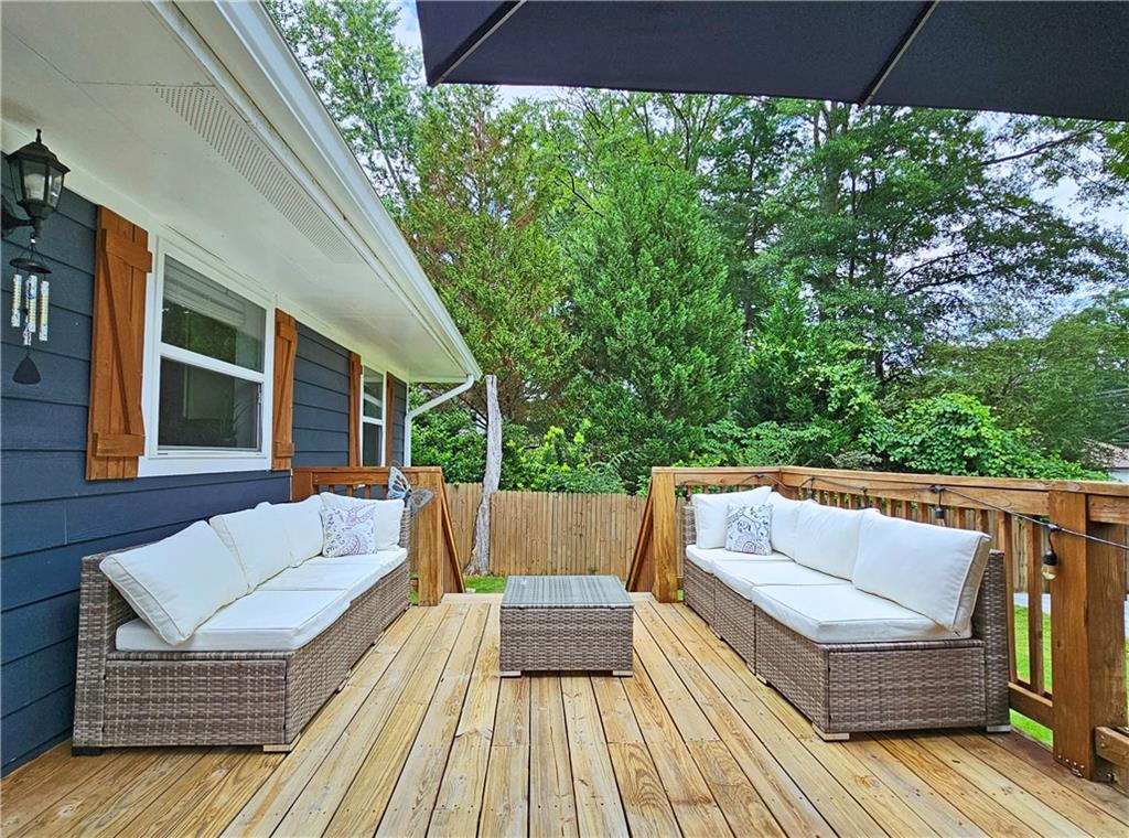 834 Frances Drive SE