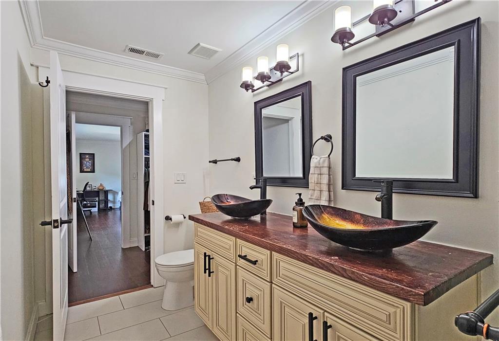 834 Frances Drive SE