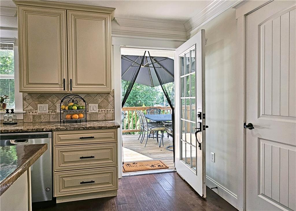 834 Frances Drive SE