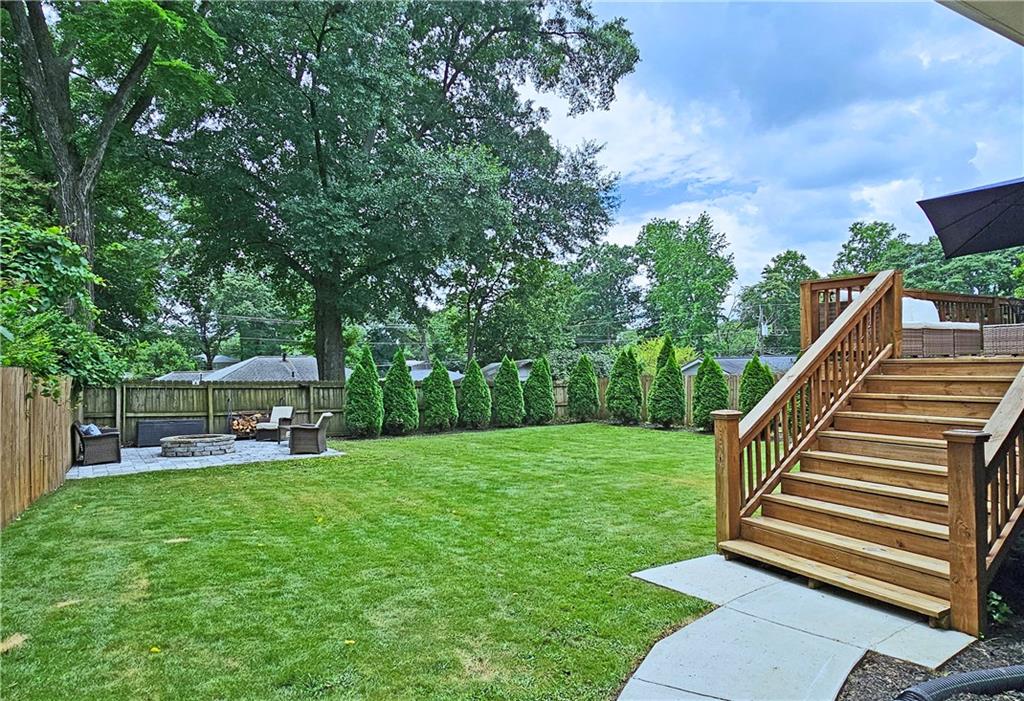 834 Frances Drive SE