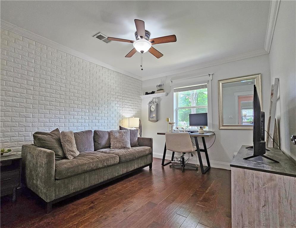 834 Frances Drive SE