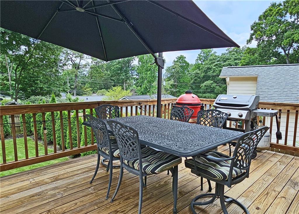 834 Frances Drive SE