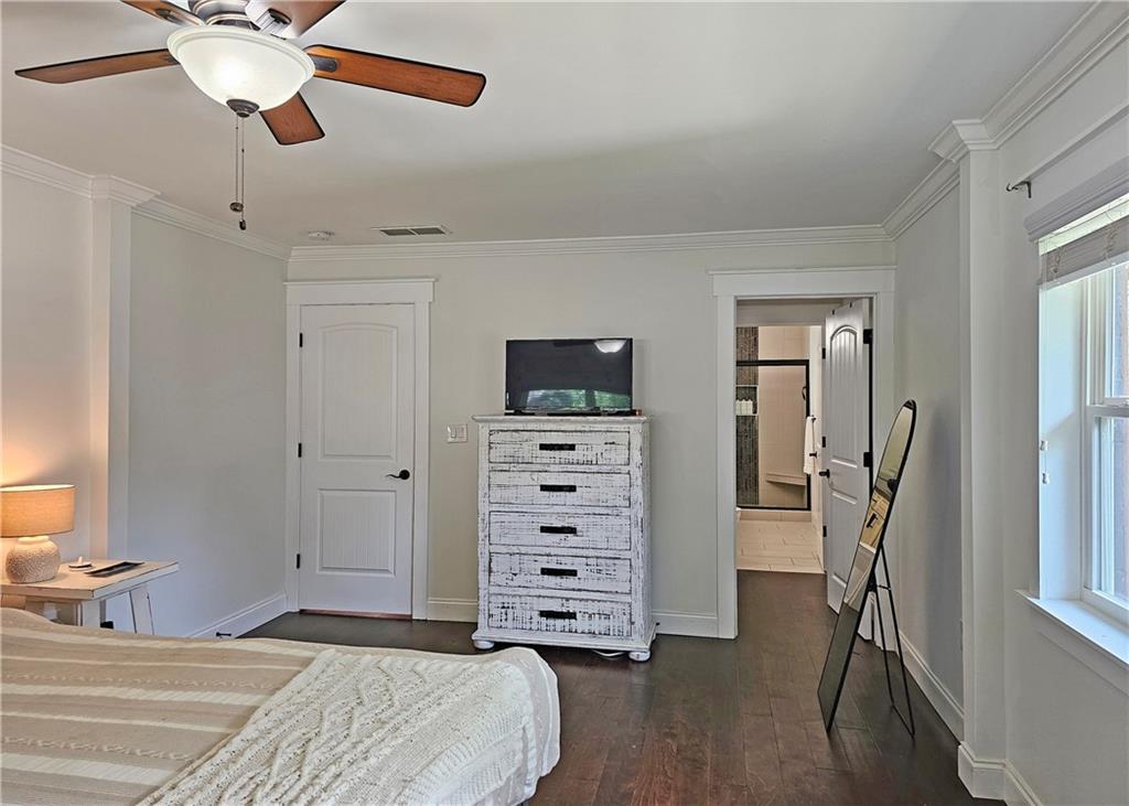 834 Frances Drive SE