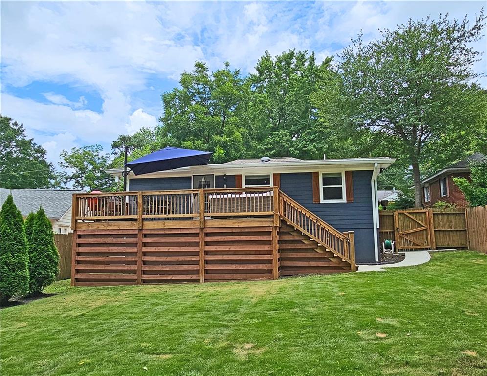 834 Frances Drive SE