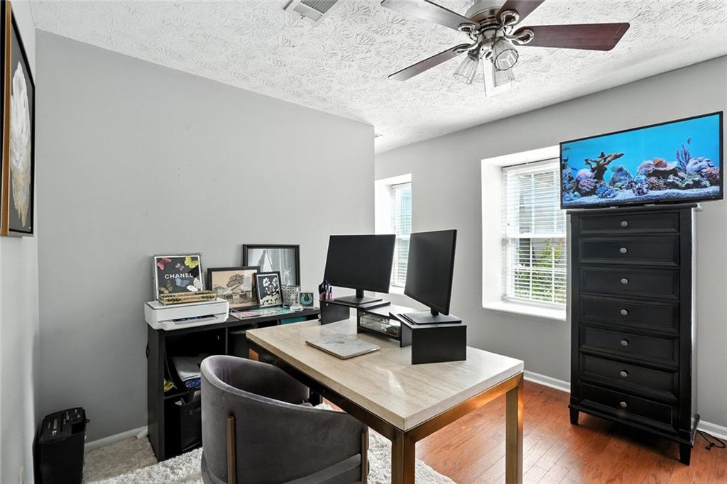 9 Independence Place NW