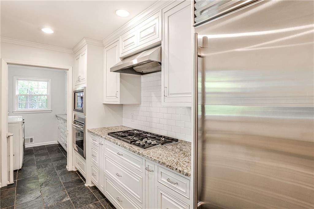 2631 Holliston Court
