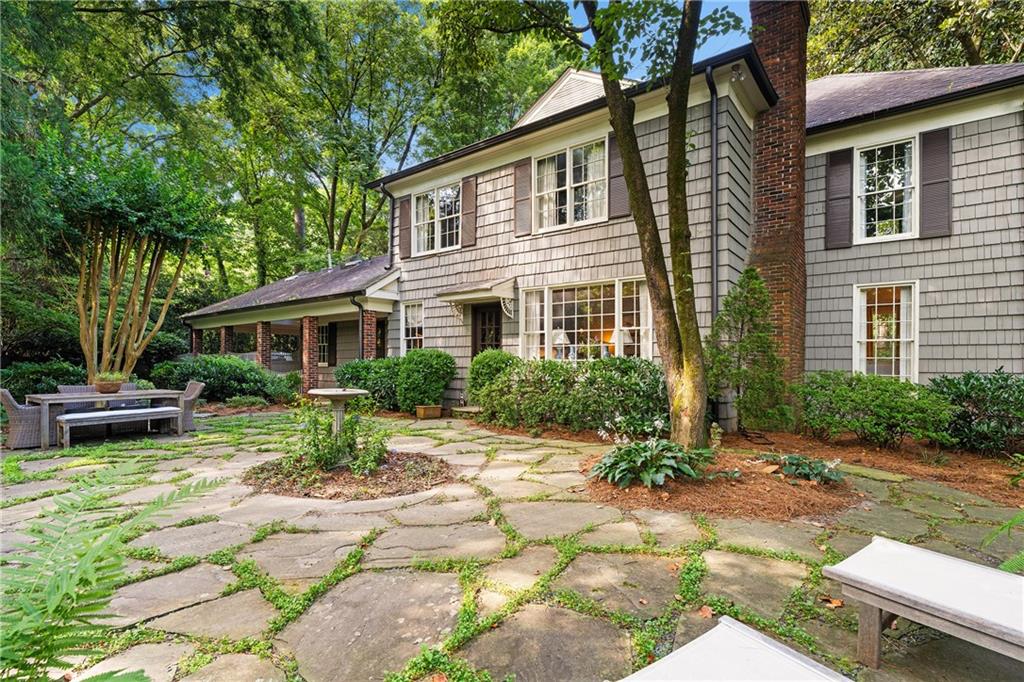 385 Camden Road NE