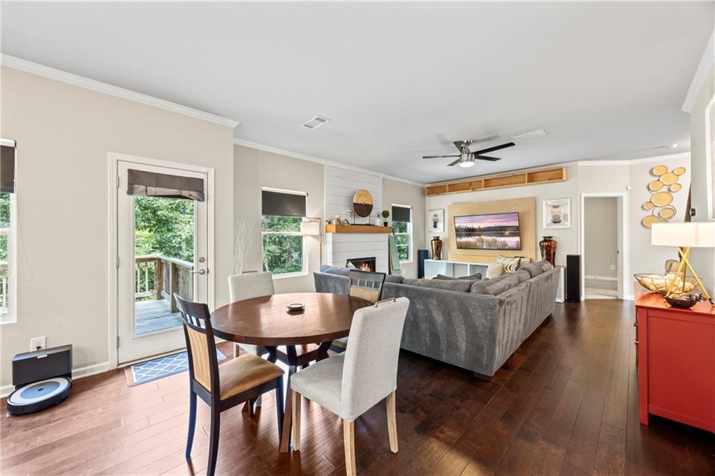 4564 White Horse Drive