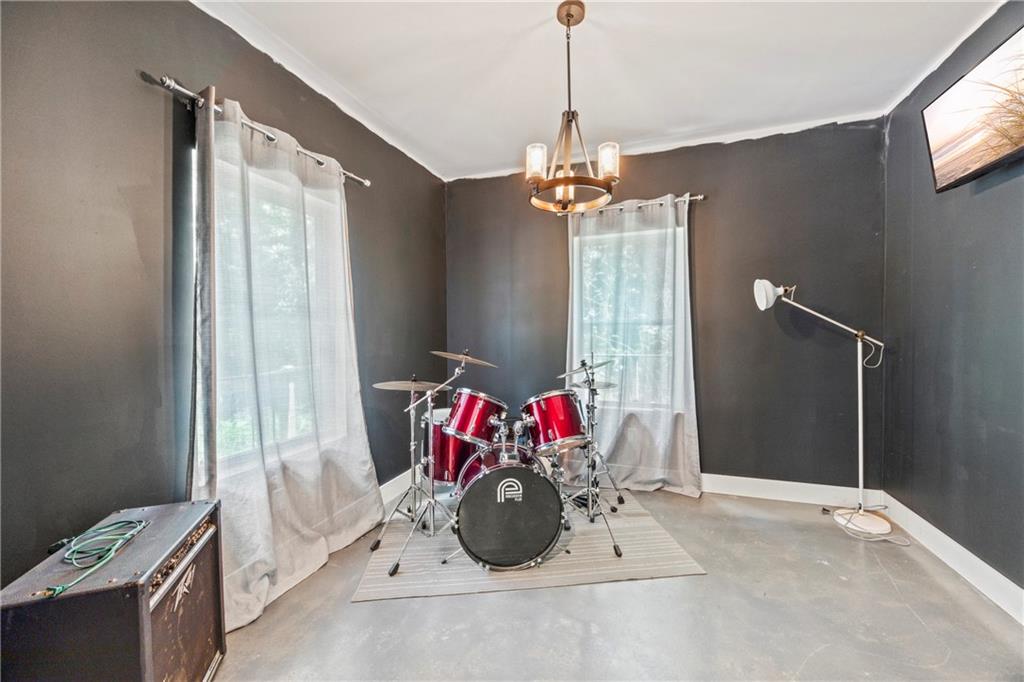 4564 White Horse Drive