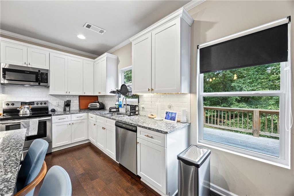 4564 White Horse Drive