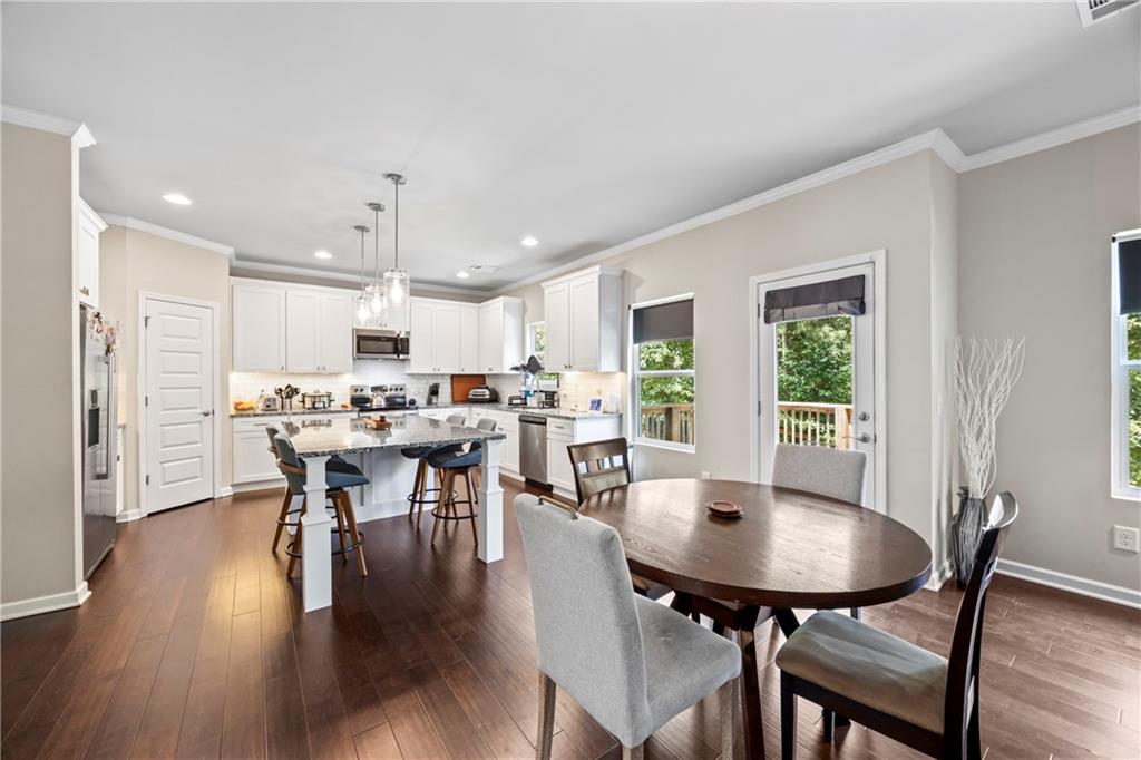 4564 White Horse Drive