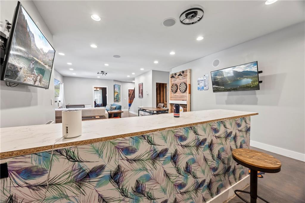 4564 White Horse Drive