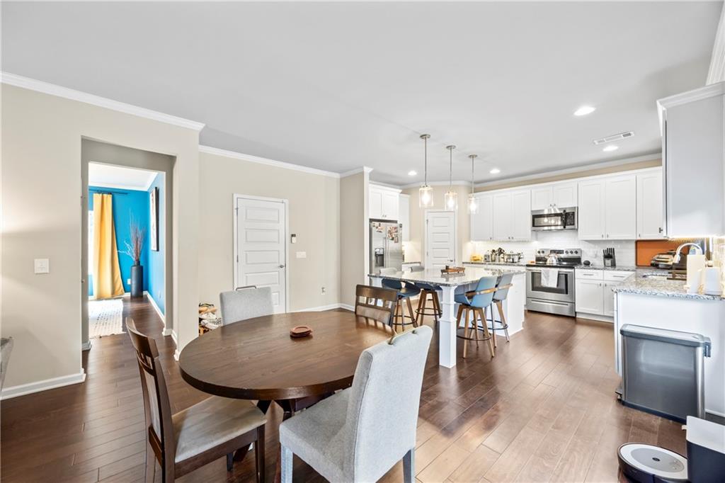 4564 White Horse Drive