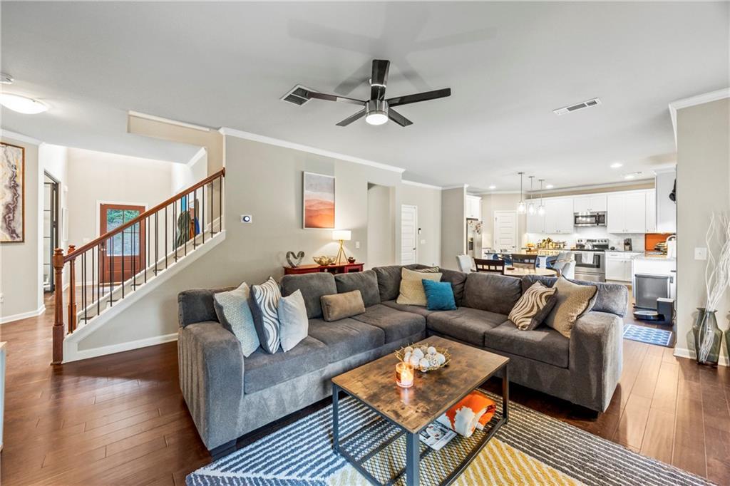 4564 White Horse Drive