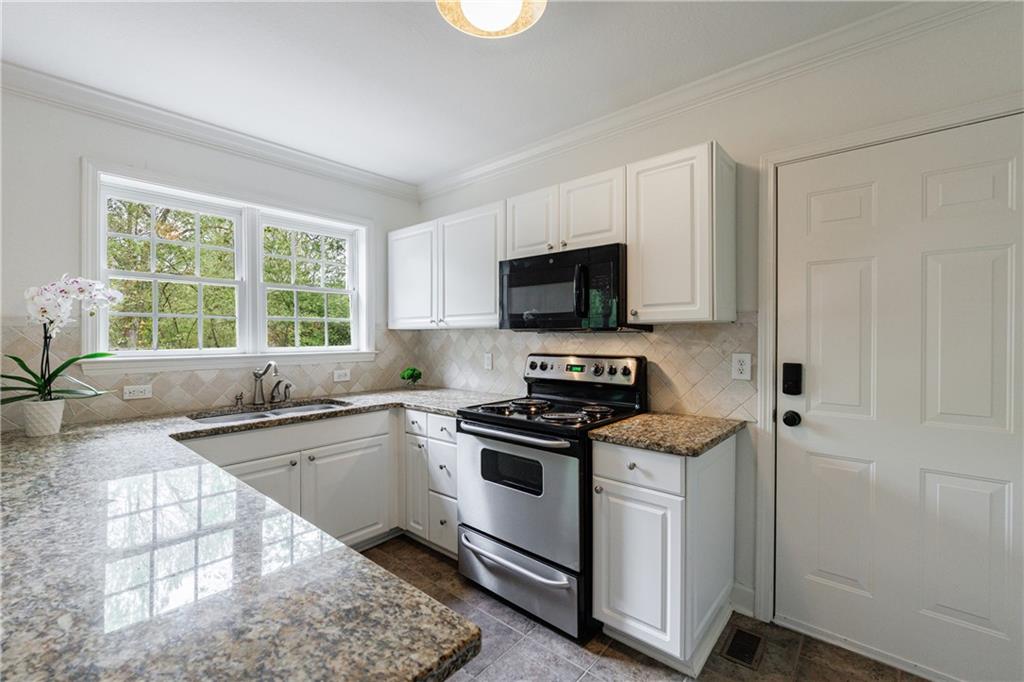 115 Peachtree Memorial Drive NW Unit C1