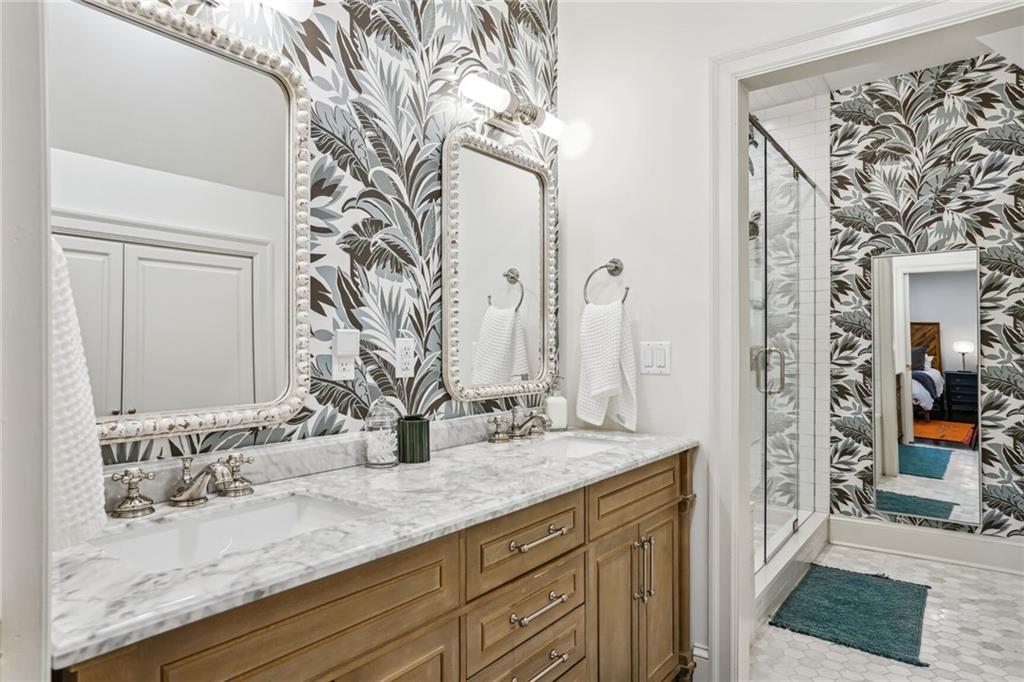 527 Brentwood Drive NE