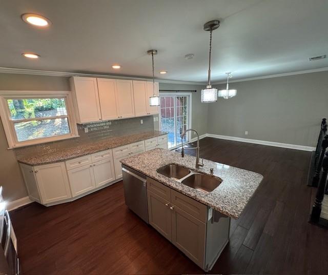 2465 Spring Drive SE