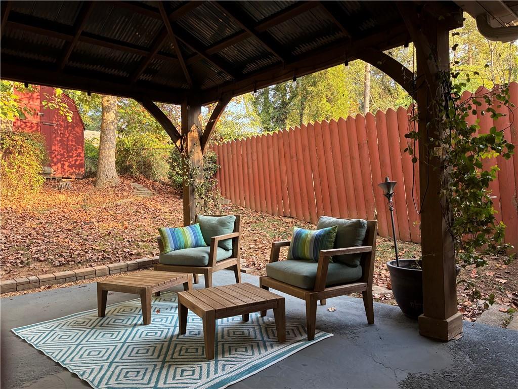 2465 Spring Drive SE