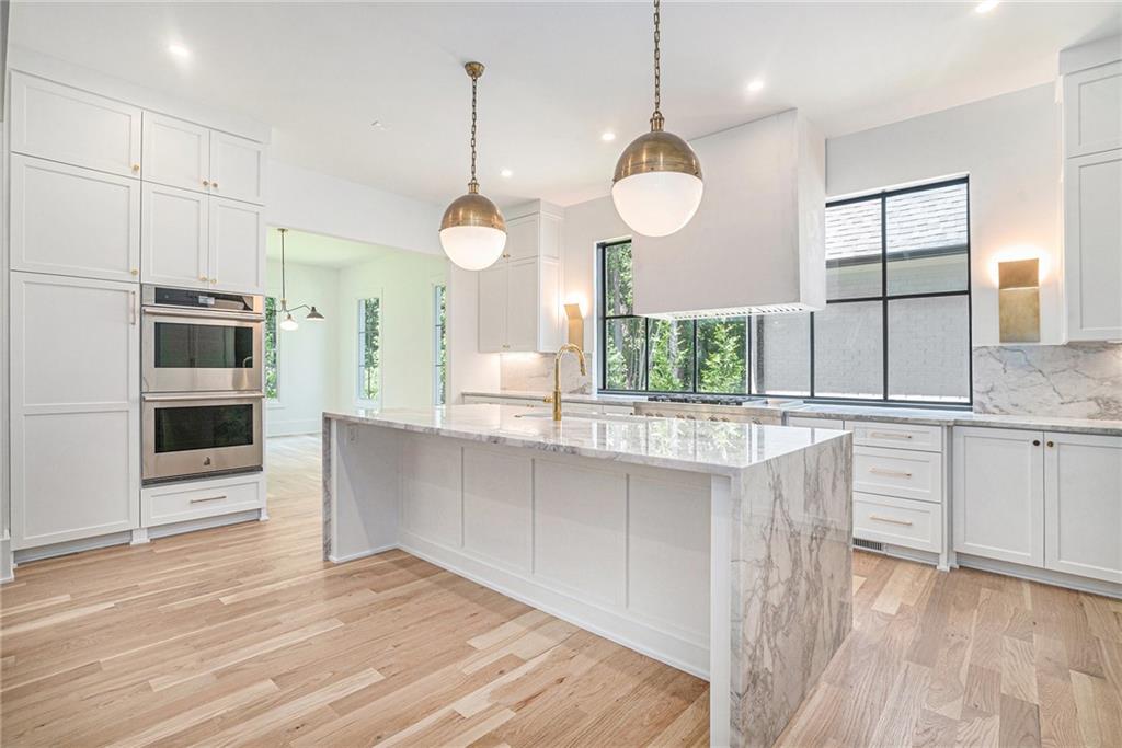 530 Old Cobblestone Drive