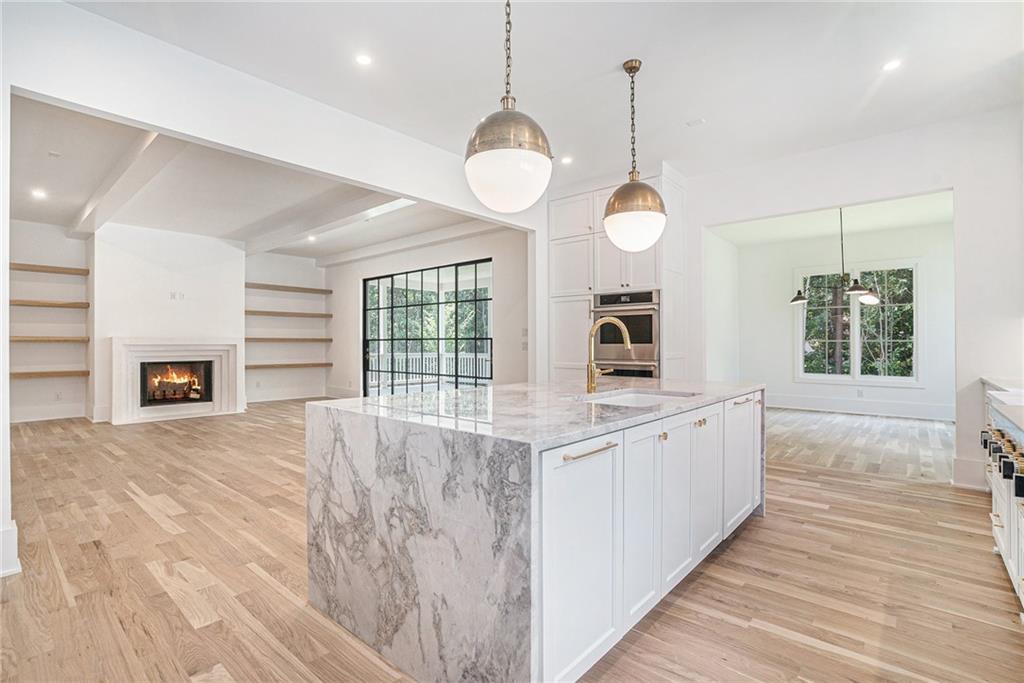530 Old Cobblestone Drive