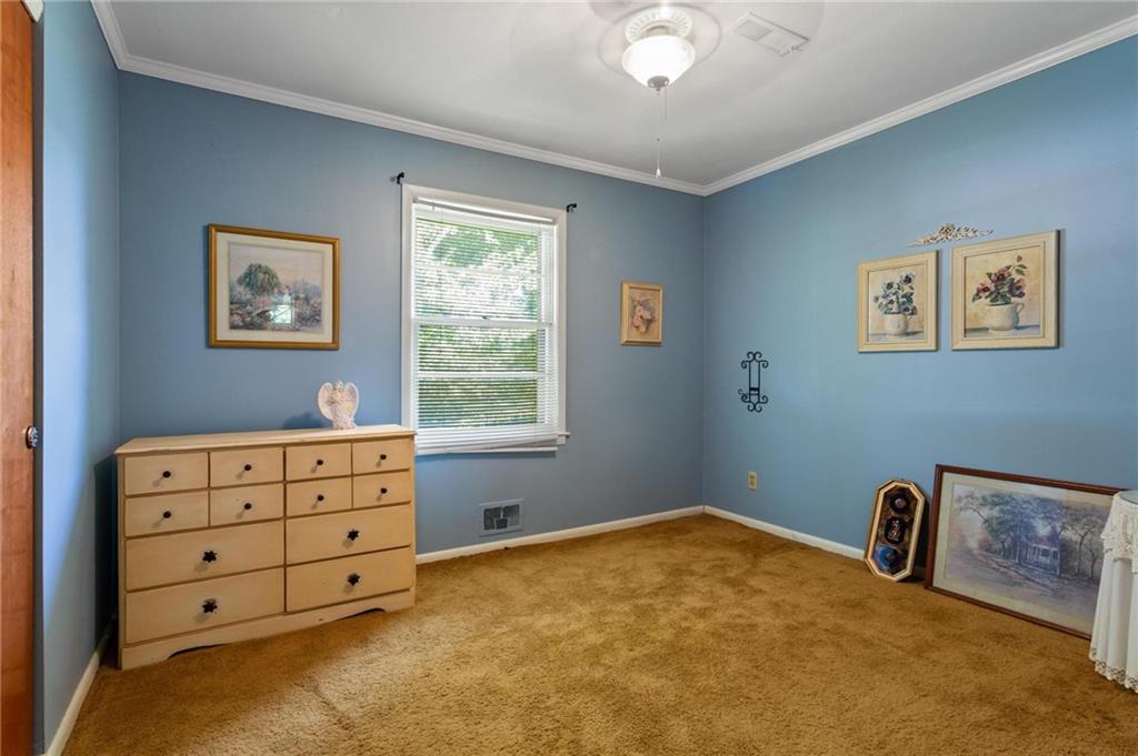 2219 Lisa Drive SE